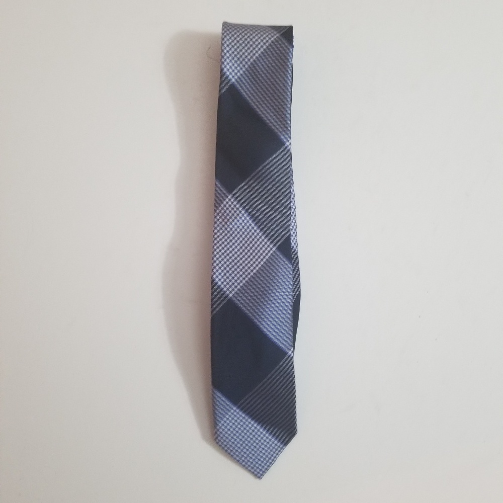 Original penguin tie